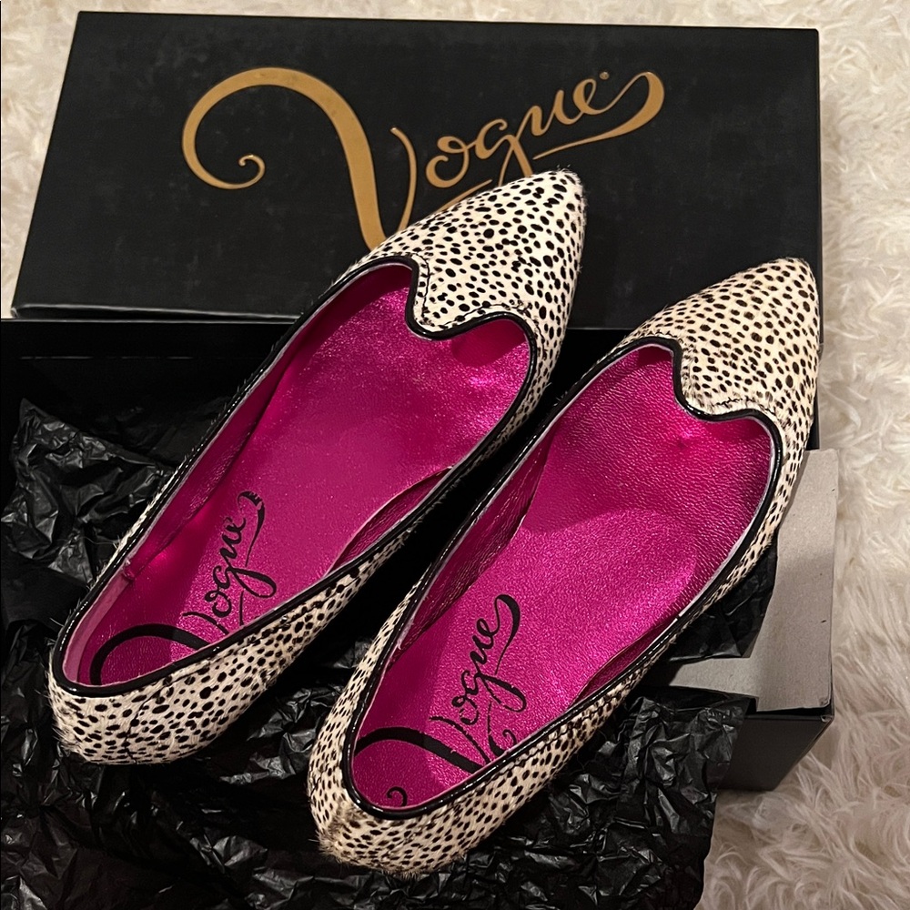 Vogue Black & White Dalmatian Print Pointed Flats